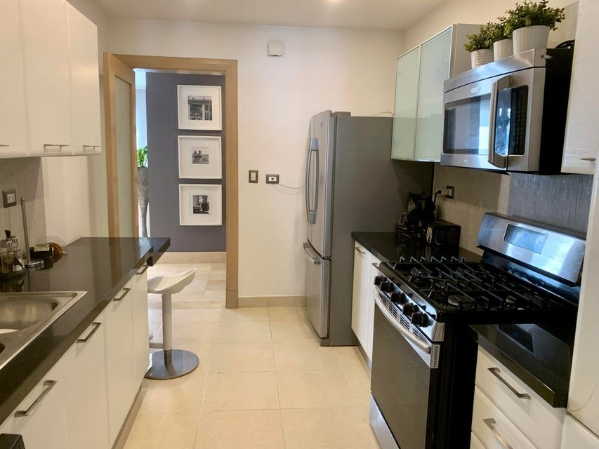 apartamentos - Apartamento amueblado en alquiler #24-1434 con 2 dormitorios, GYM, A/A 3