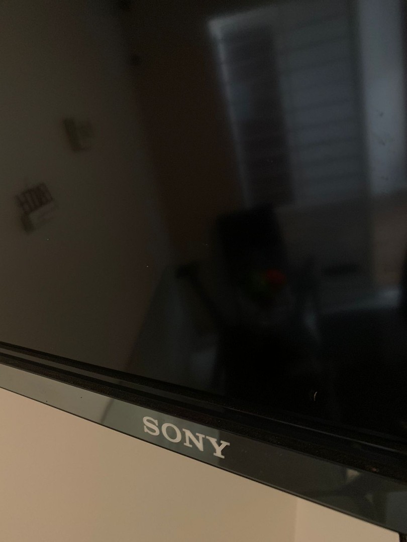 tv - ¡De oportunidad! Vendo Sony 40" R450A LED HDTV 