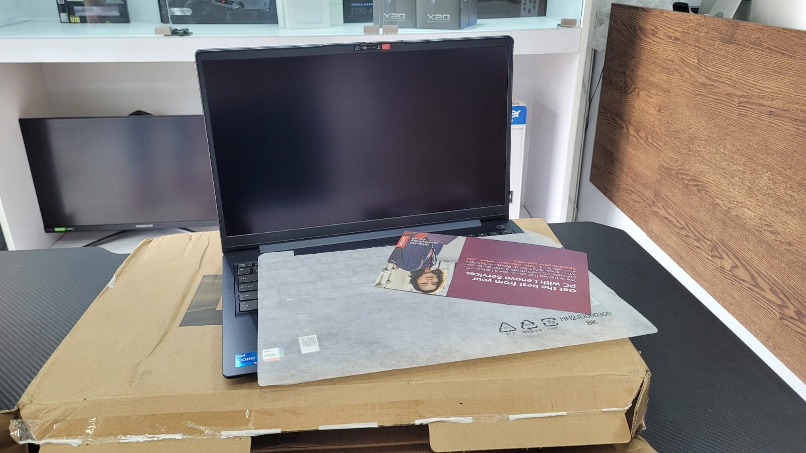 computadoras y laptops - LAPTOP LENOVO IDEAPAD 3 I5-1235U 8GB 256GB 2