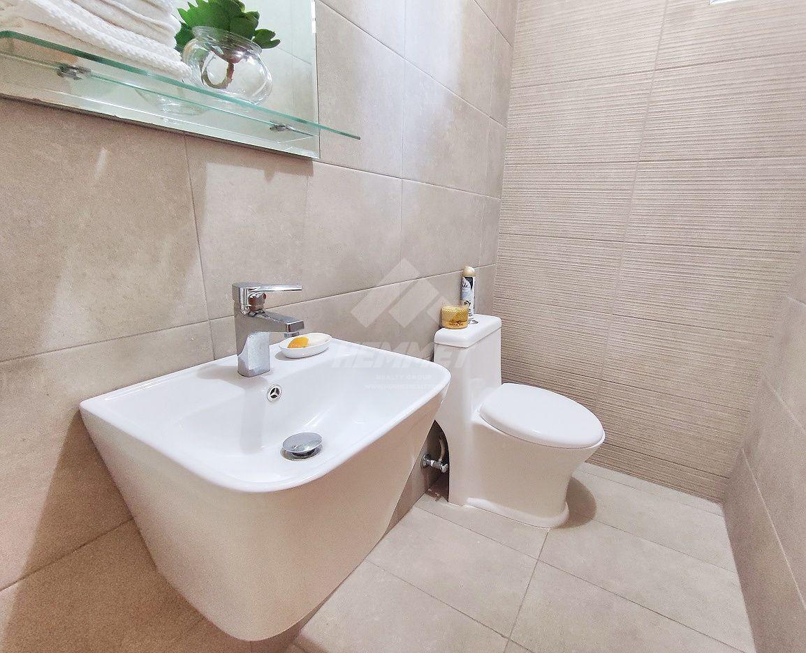apartamentos - APARTAMENTO AMUEBLADO EN 1ER PISO CENTRICO EN SANTIAGO 2