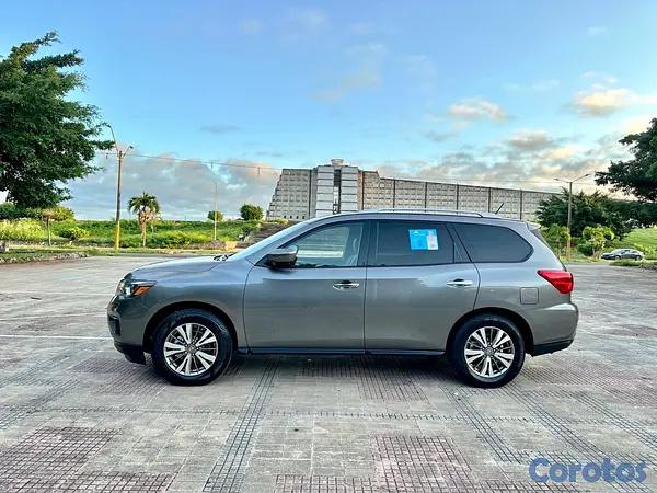 jeepetas y camionetas - Oportunidad Nissan Pahifander  4