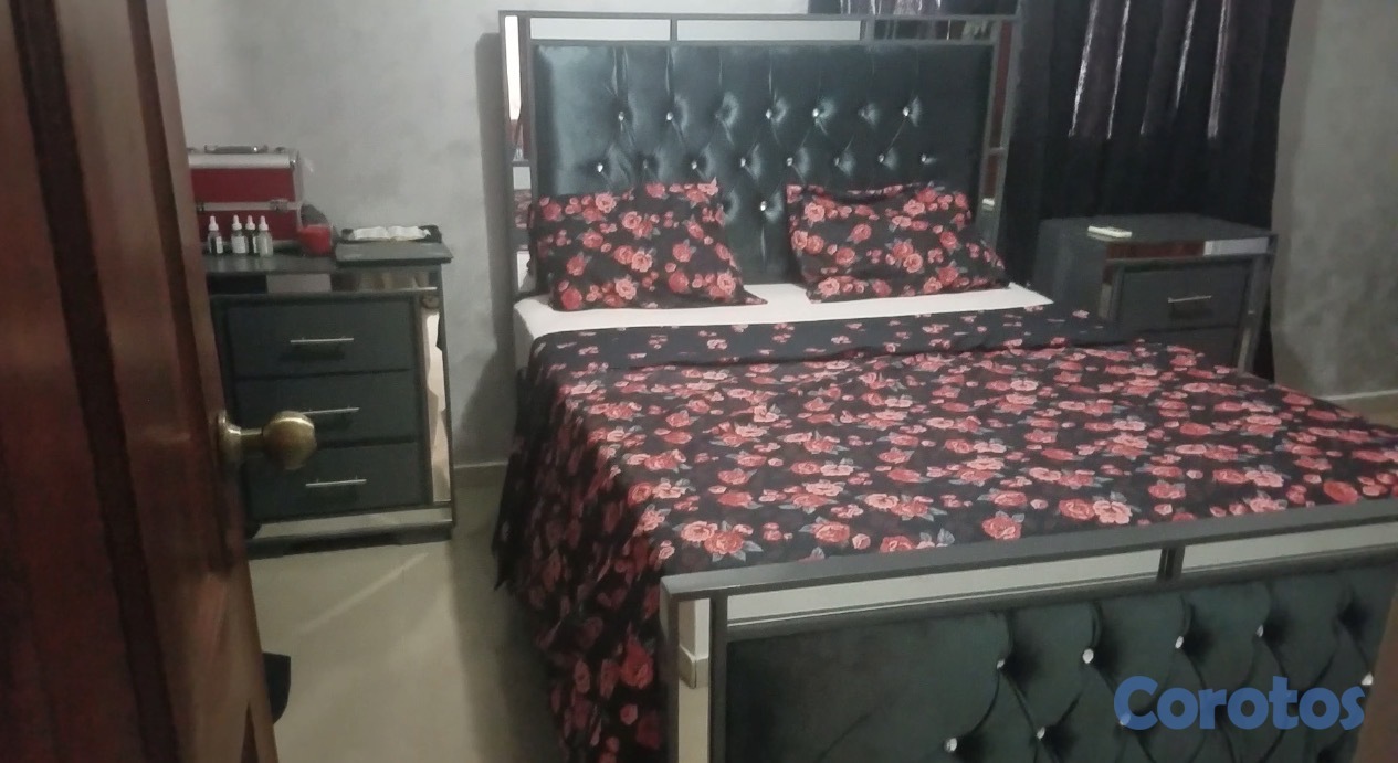 muebles y colchones - 📣 ¡Oportunidad! Juego de Habitación en Excelente Estado – Solo RD$32,000 📣 5