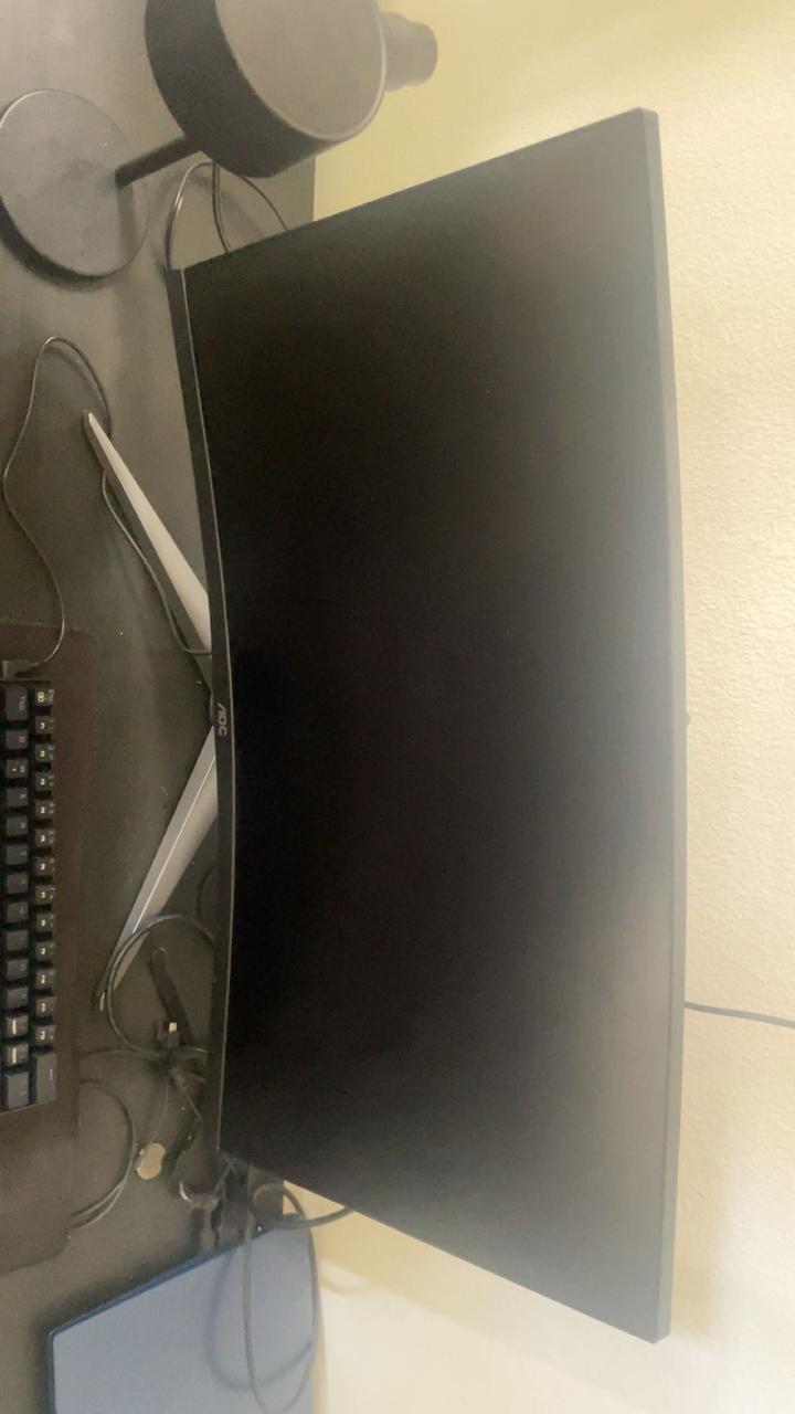 computadoras y laptops - Vendo de Oportunidad un Gaming Monitor 1