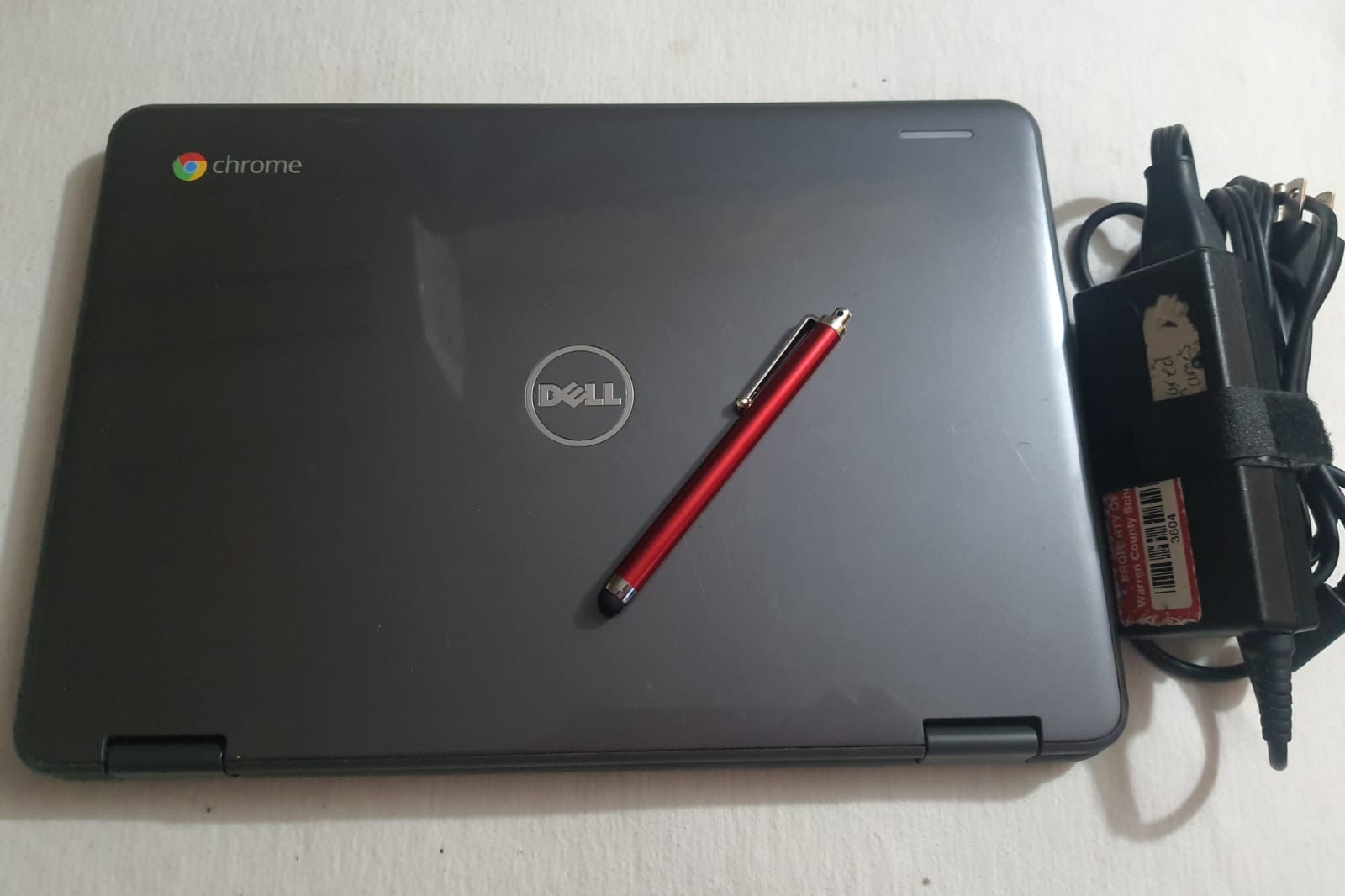 computadoras y laptops - Laptop Dell pantalla Tactile 12 pulg 32gb SSD 4gb RAM 7