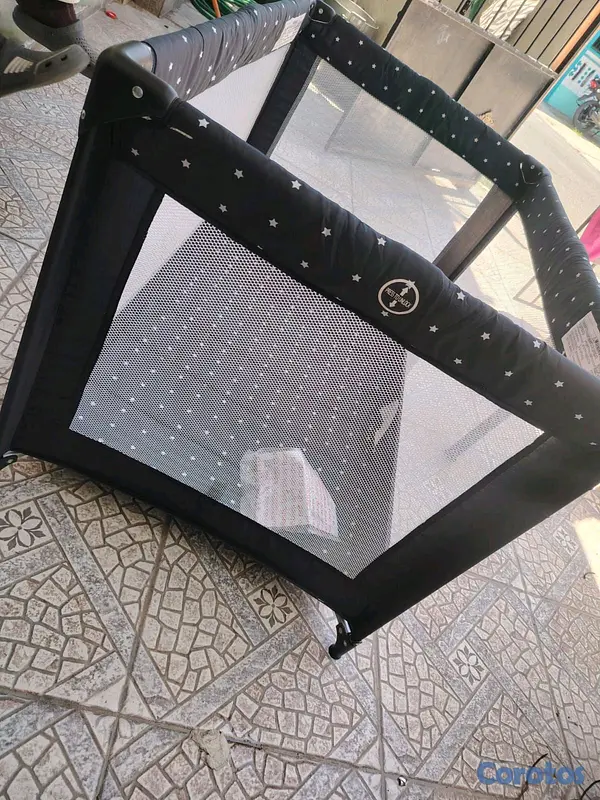 coches y sillas - corral para bebe nuevo  2