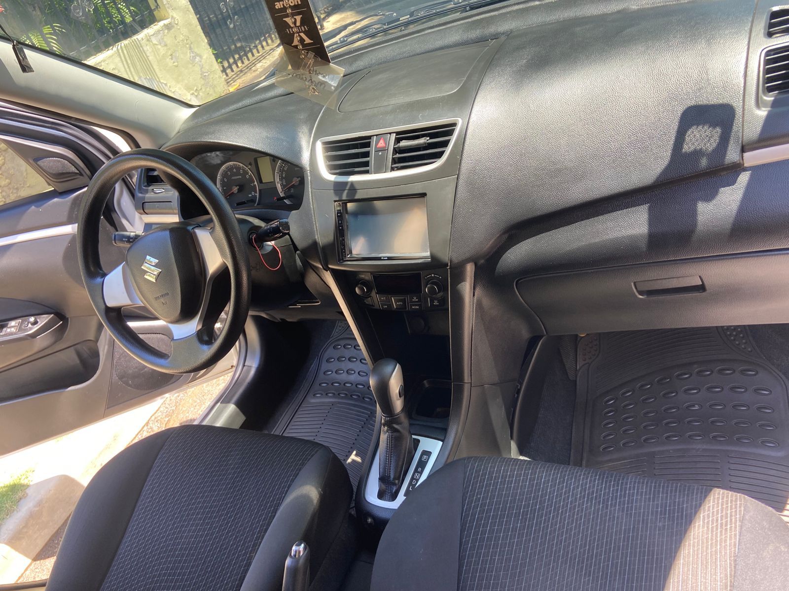 carros - suzuki Swift 2015 7