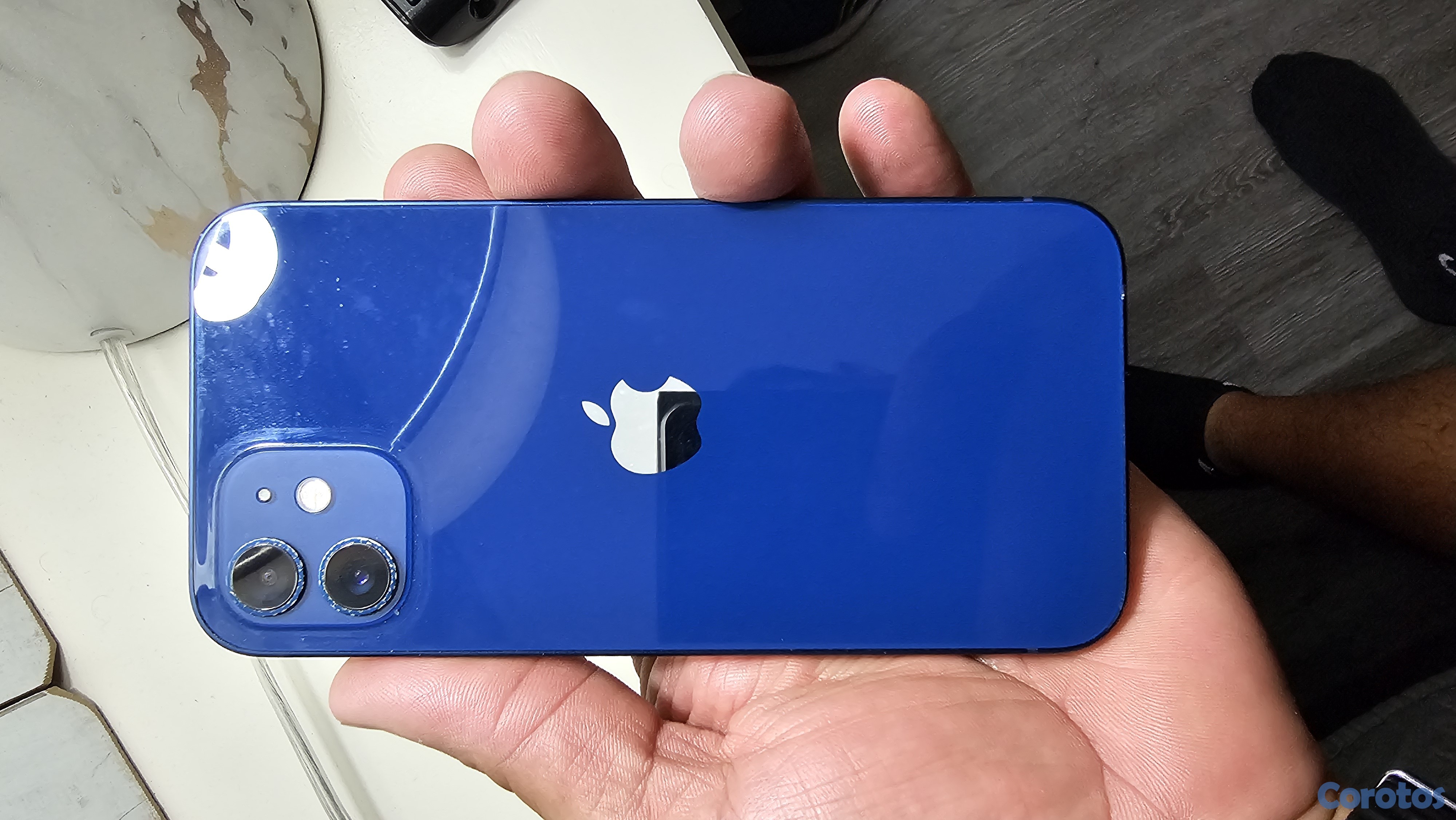 celulares y tabletas - VENDO 2 CELULARES: IPHONE 11 NORMAL DE 64GB COLOR  3