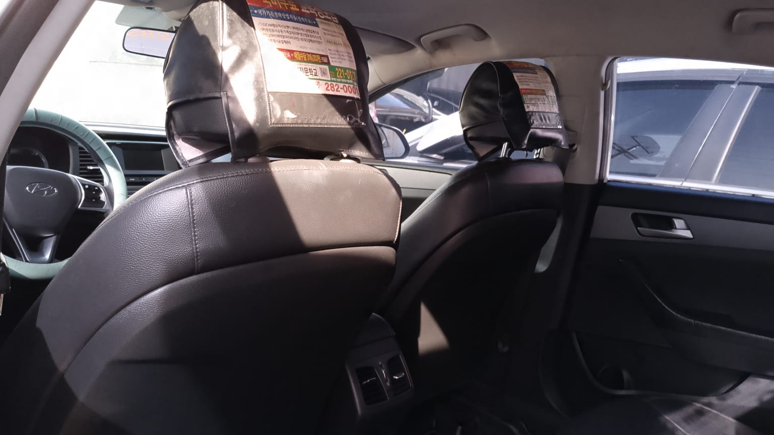 carros - HYUNDAI NEW RISE 2018 BLANCO DESDE: RD$760,100.00  3