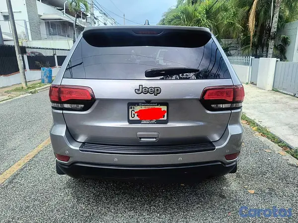 jeepetas y camionetas - Grand Cherokee 2016 NITIDA 5