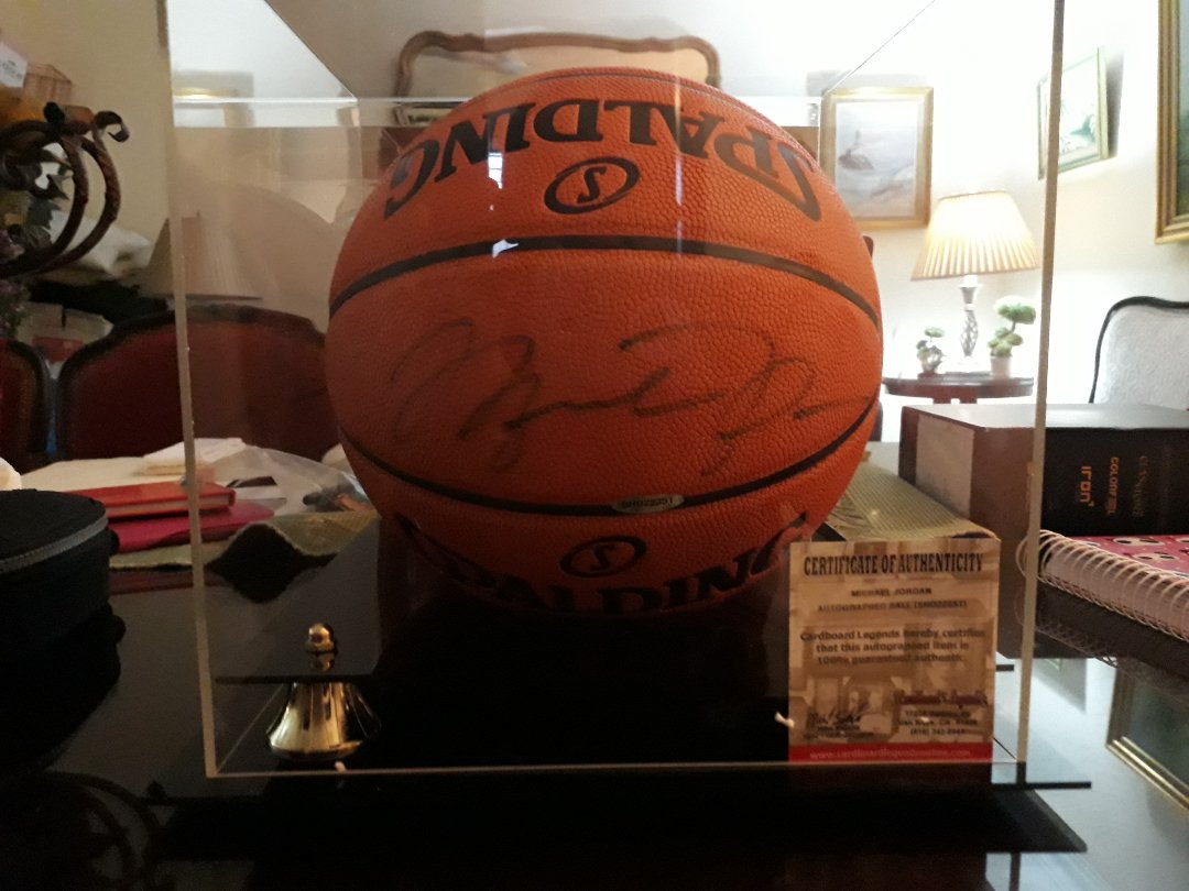 hobby y coleccion - Michael Jordan - Pelota de Basketball Spalding profesional autografiada por el 1