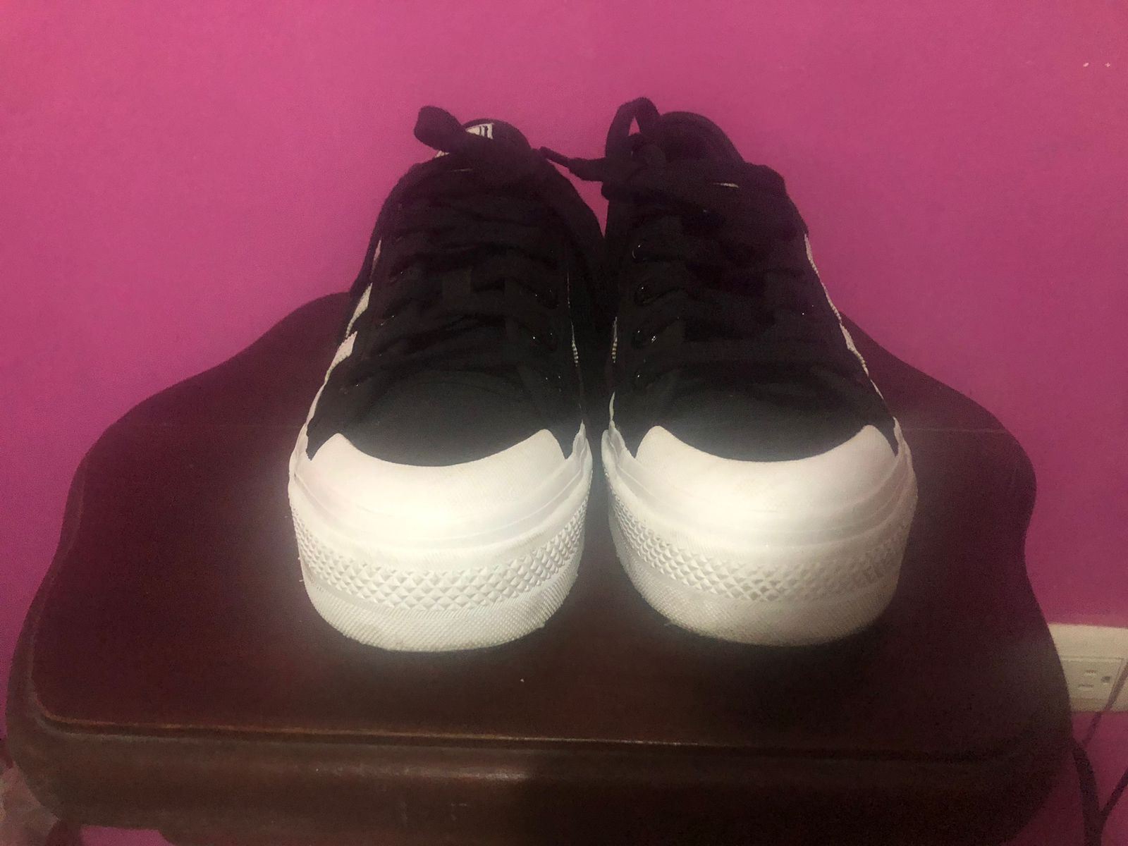 zapatos para mujer - Vendo tenis Adidas Nizza size 7 RD$2500 0