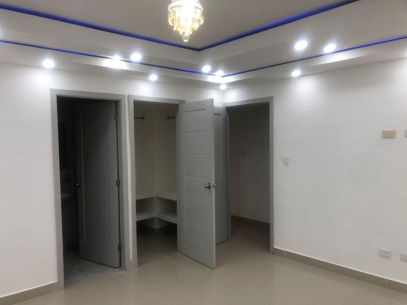 apartamentos - San Isidro Venta de Apartamento de Tres Habitaciones  5