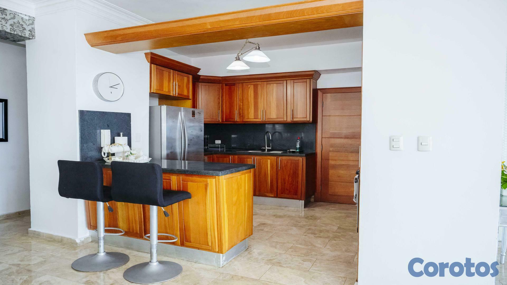 apartamentos - 233 metros netos en Cacicazgos con 3 parqueos 8