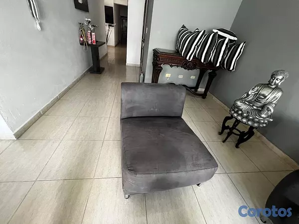 muebles y colchones - Sofá seccional Gris con Chaise y butaca gris individual 7