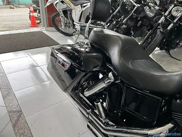 motores y pasolas - Harley Davidson Dyna Switchback  2