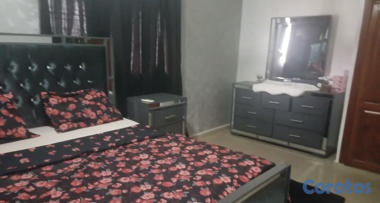 muebles y colchones - 📣 ¡Oportunidad! Juego de Habitación en Excelente Estado – Solo RD$32,000 📣 6