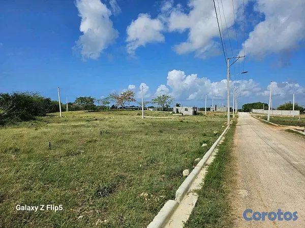 solares y terrenos - Terreno residencial Boca Chica 4