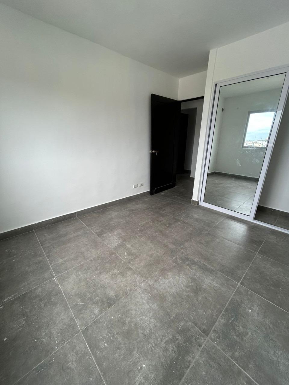 apartamentos - Se vende moderno apartamento en Jardines del sur I 8