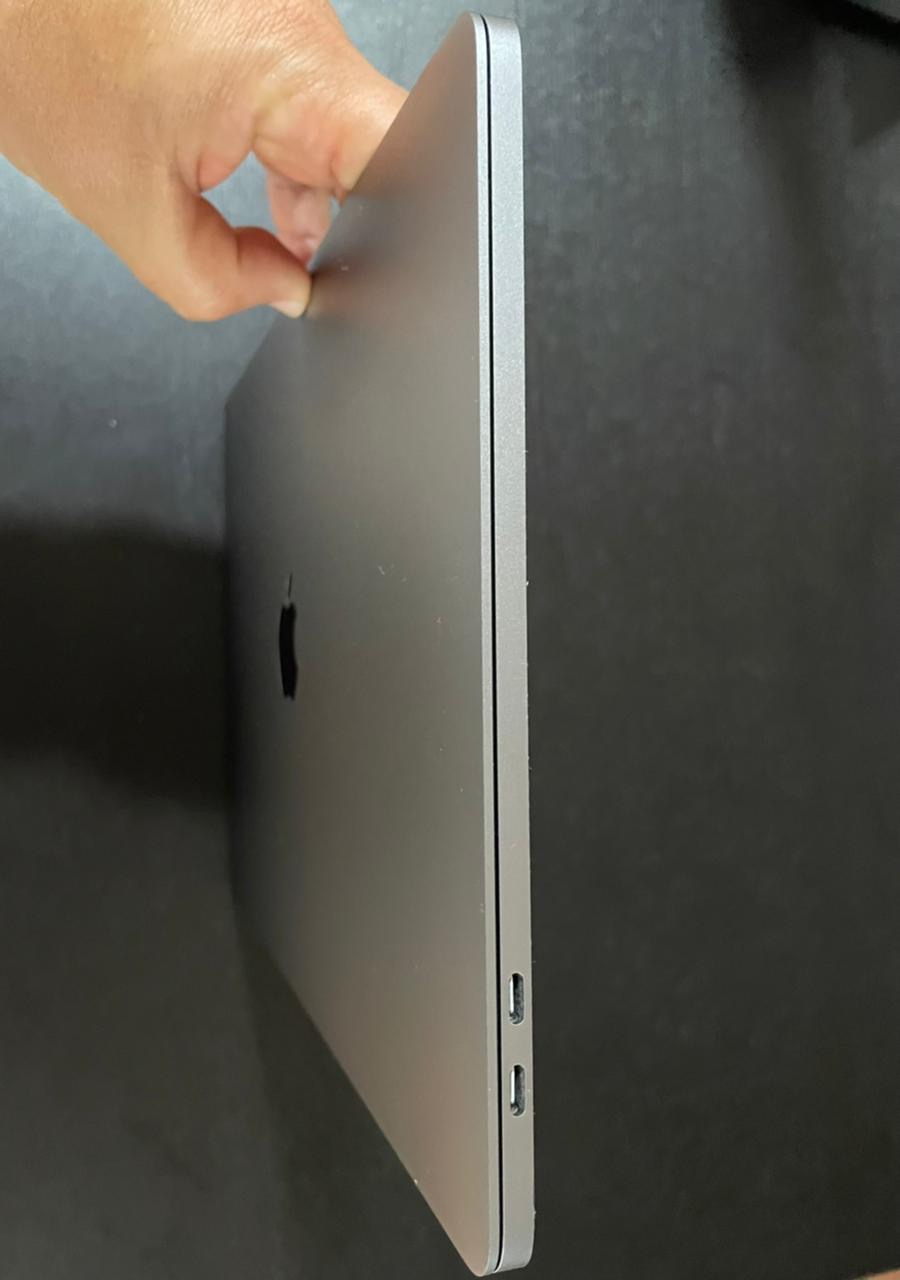 computadoras y laptops - MacBook Pro 2020 de 2 terabite procesador i7  2