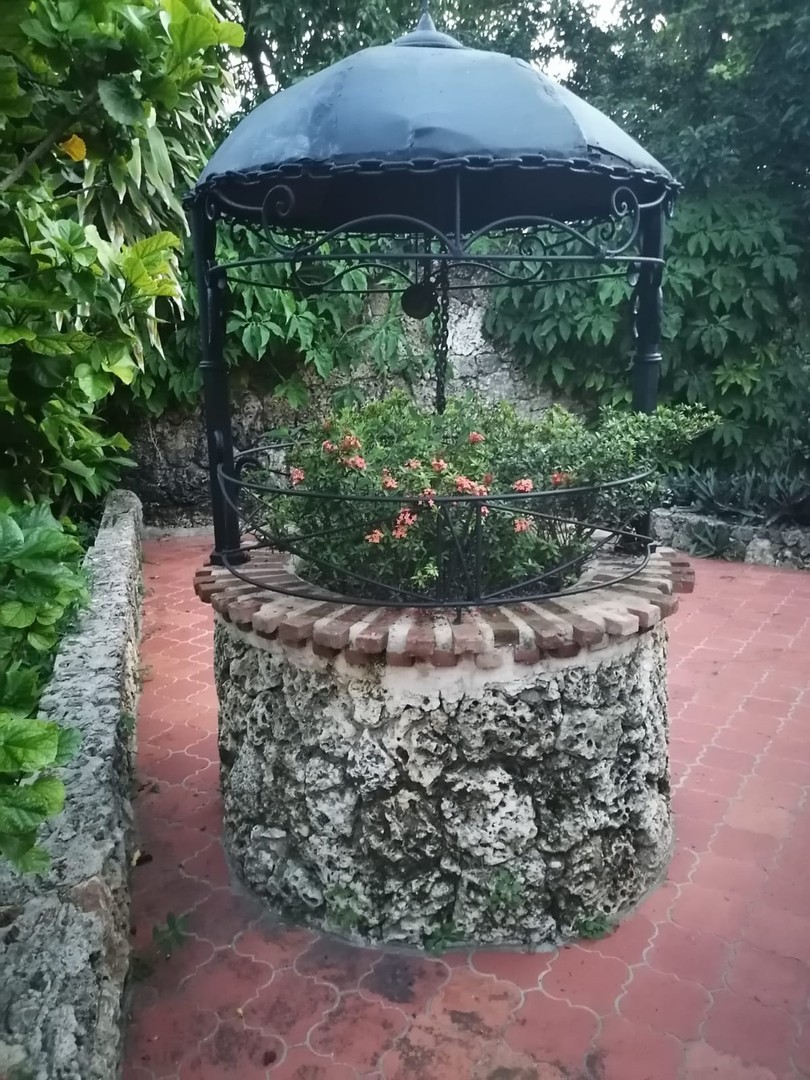 casas vacacionales y villas - Villa con Piscina en Boca Chica  8