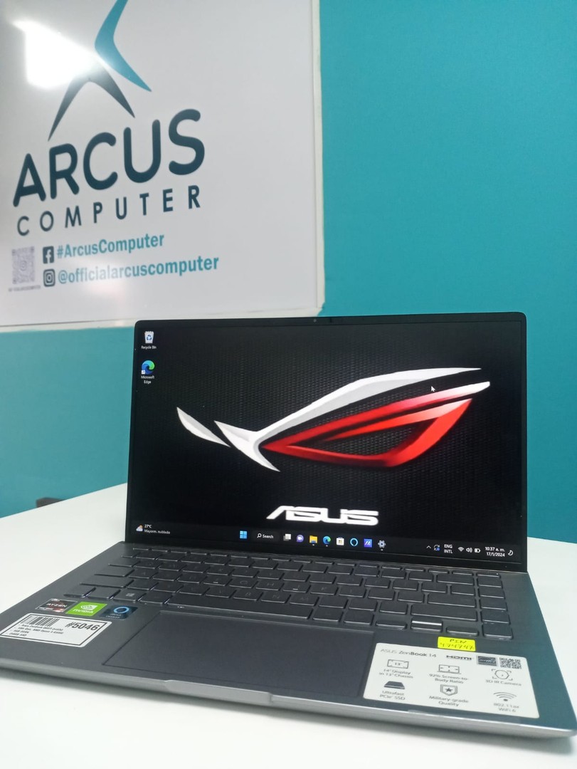 computadoras y laptops - Laptop, ASUS ZenBook Q407I / 10th Gen, AMD Ryzen 5 4500U/ 8GB DDR4 / 256GB SSD /