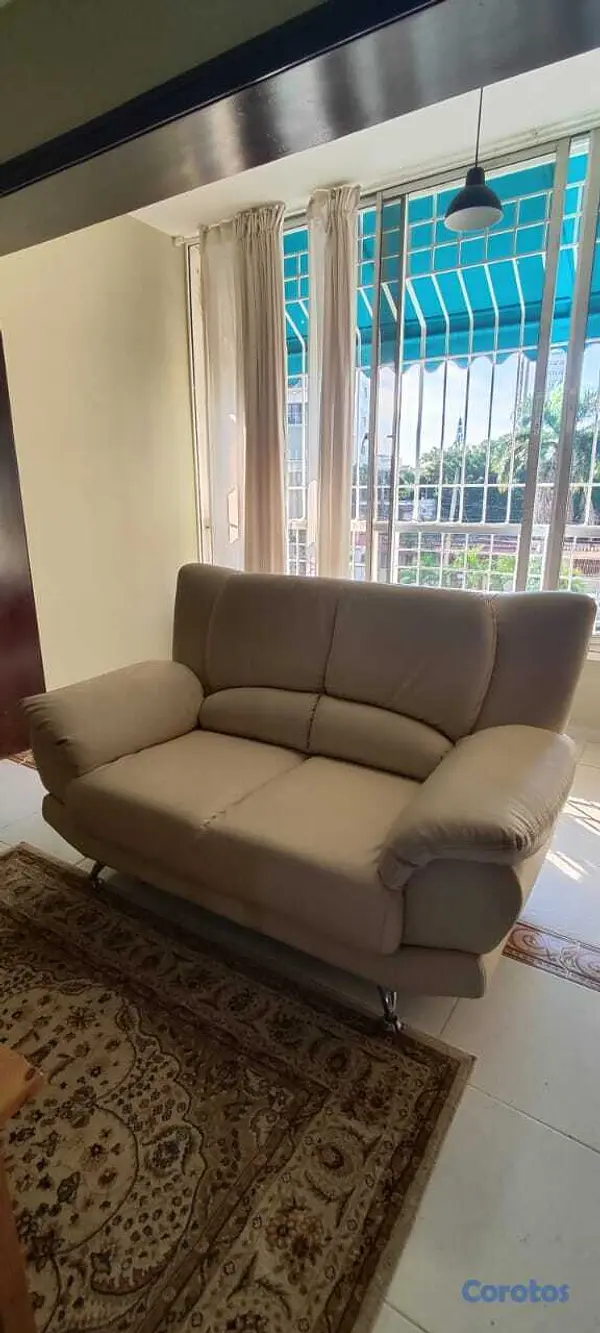 muebles y colchones - Juego de Sofá Usado - Buen estado y barato 3