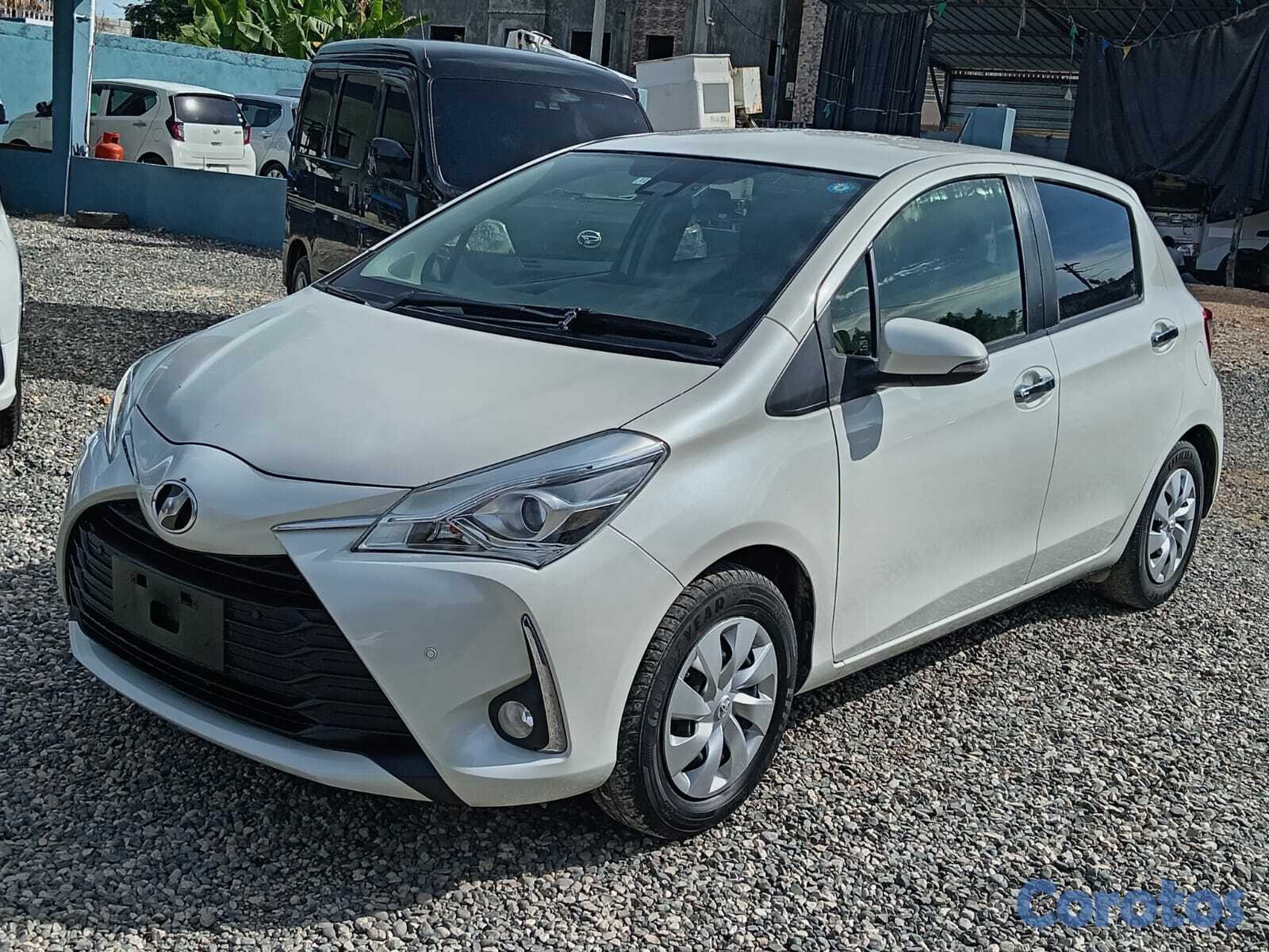 carros - VENDO TOYOTA VITZ 2020 INICIAL 120,000 FINANCIAMIE 2