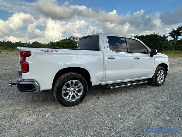 jeepetas y camionetas - Chevrolet Silverado 2023 diesel 4