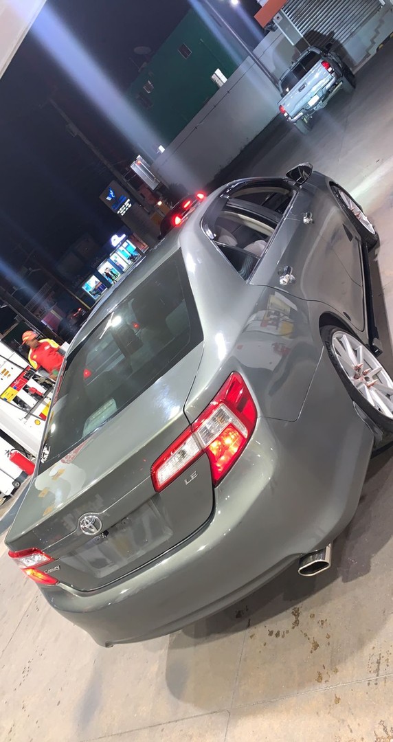 carros - Toyota Camry LE 2012.    5