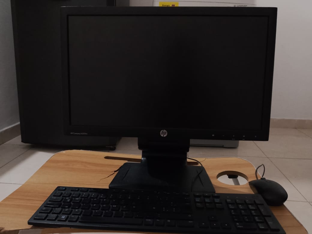 computadoras y laptops - MONITOR COMPAQ LA2006x = HP 20' 