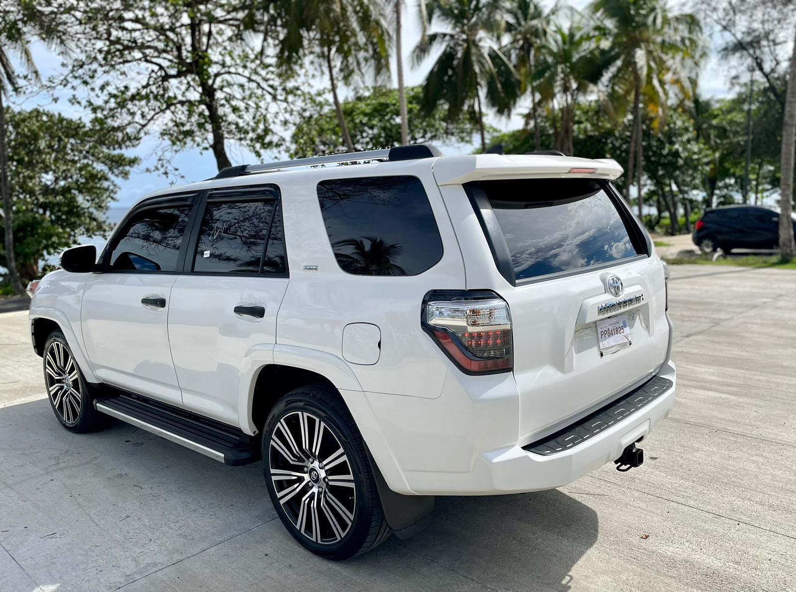 jeepetas y camionetas - Toyota 4runner limited 2020 5