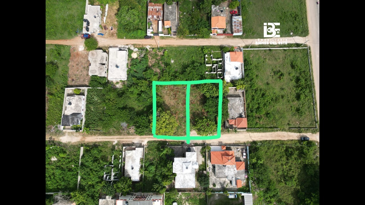 solares y terrenos - SE VENDEN DOS SOLARES DE 300 Metros CADA UNO  3