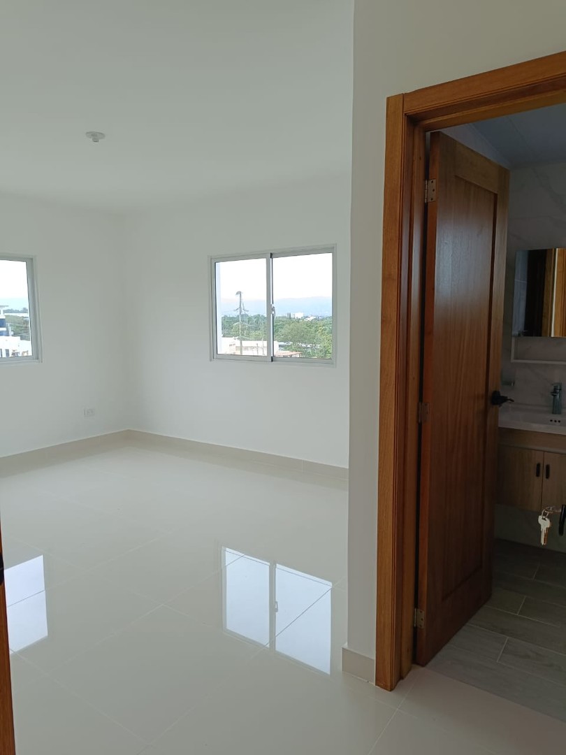 apartamentos - Hermoso Apartamento 6to Nivel Disponible en Jardines del Sur  2
