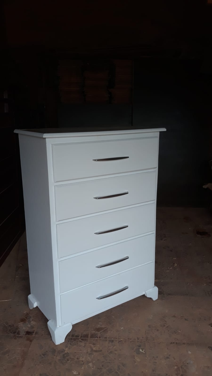 muebles y colchones - Biuro de cinco gavetas en madera blanco  0