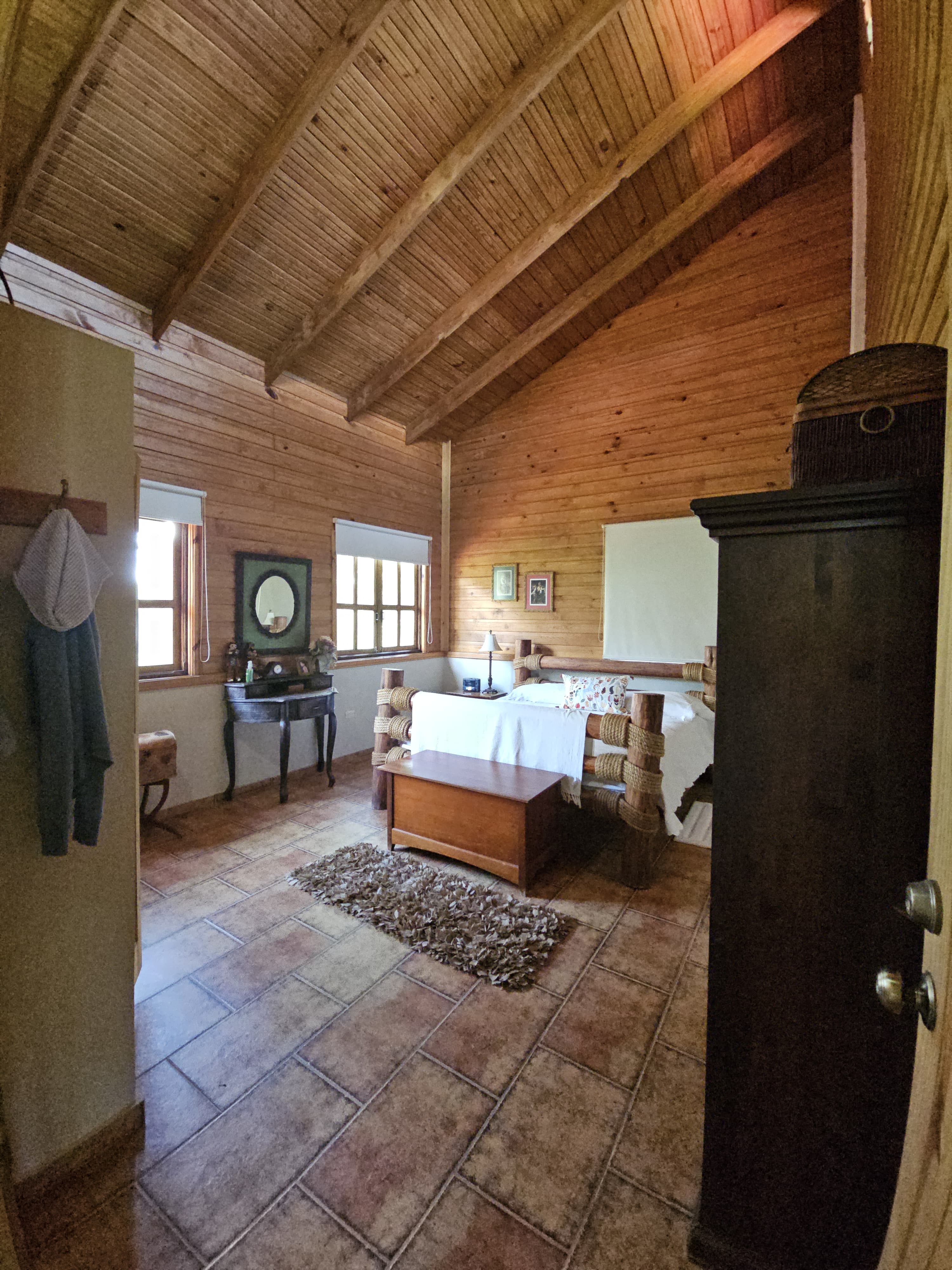 casas vacacionales y villas - Villa en venta en la Castilla Constanza, 34 tareas de Tierra. Titulo deslindado  8