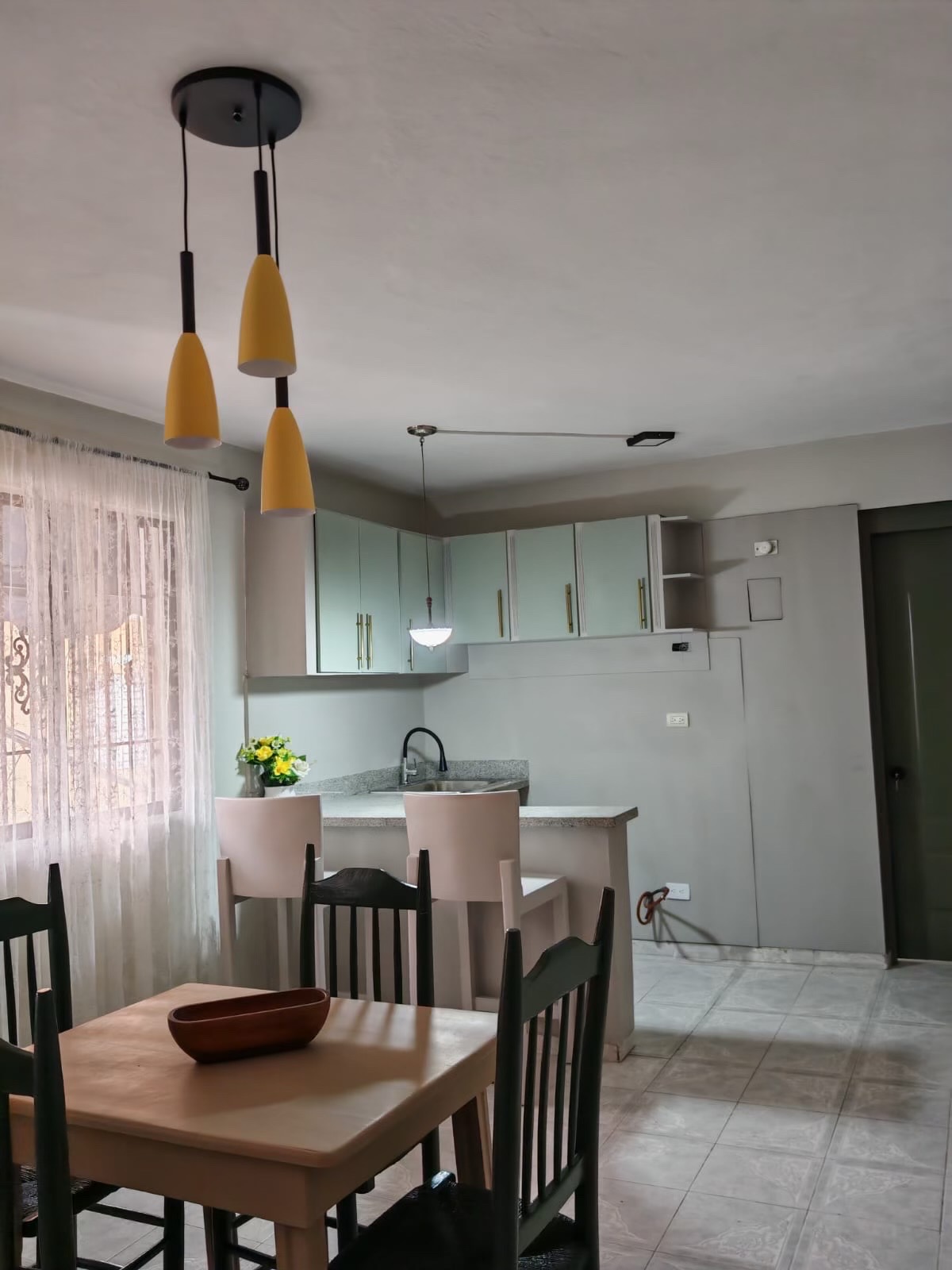 apartamentos - Sin amueblar Av independencia oportunidad!