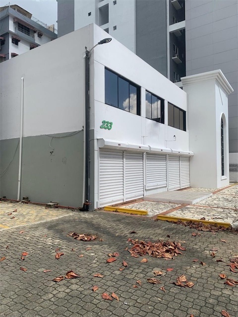 oficinas y locales comerciales - Local de 1500m dos niveles 5