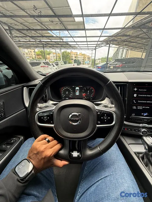 jeepetas y camionetas - Volvo XC60 R Design 2019 11