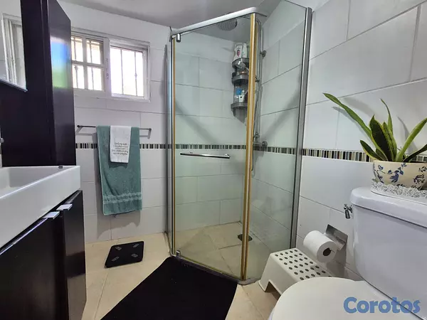 casas - Casa Duplex en venta en Lomas de Arroyo Hondo 6