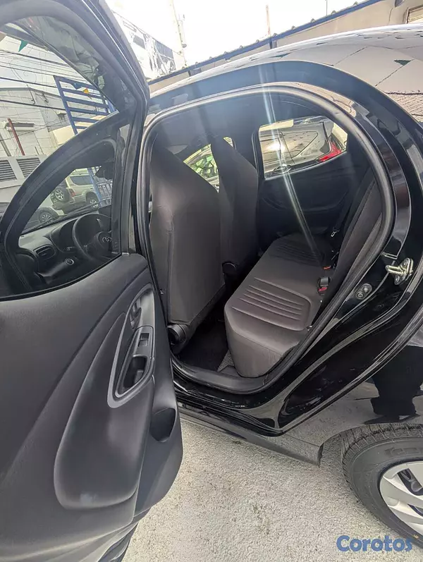 carros - TOYOTA YARIS 2021 7