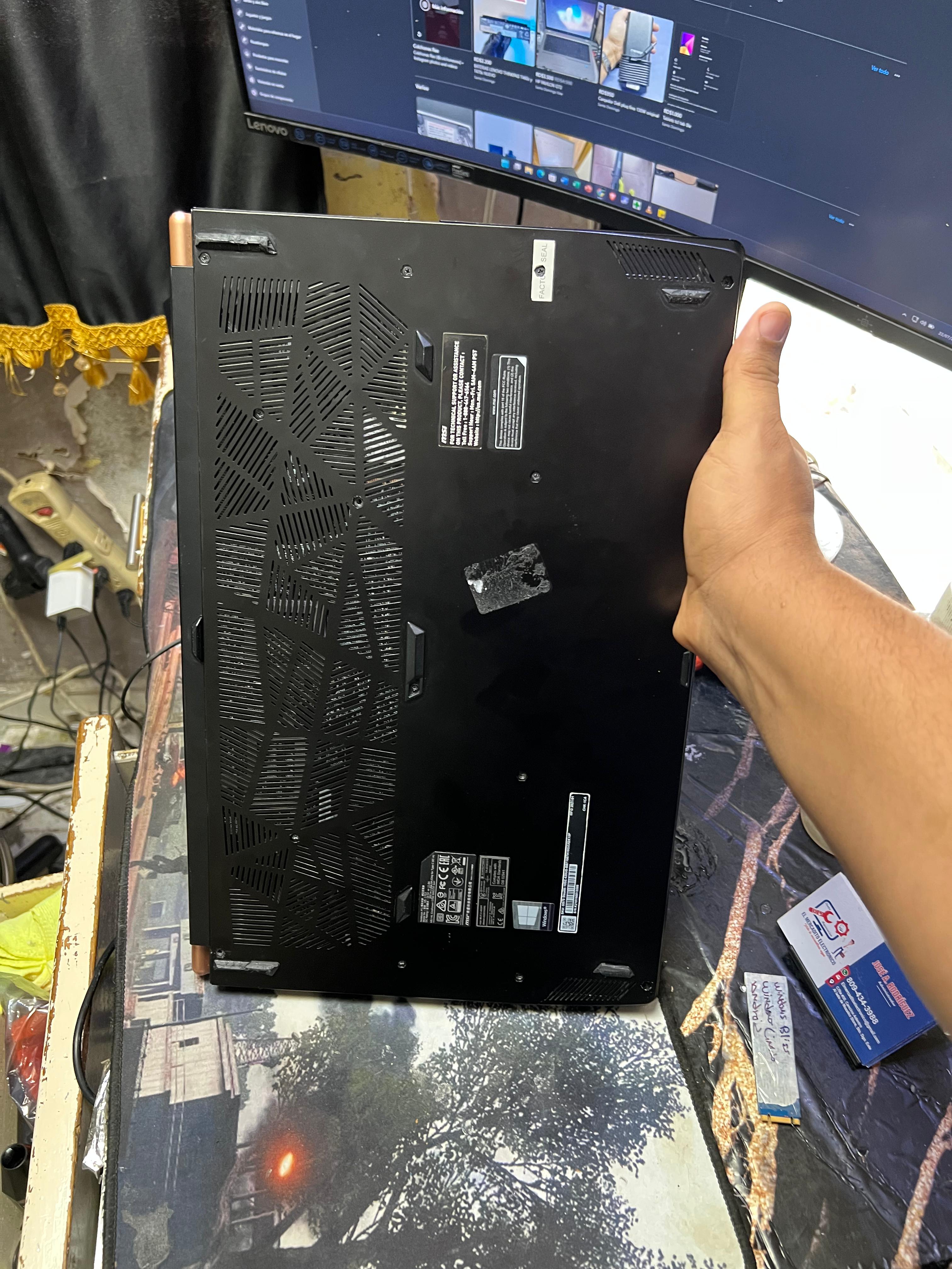 computadoras y laptops - Laptop Gamer MSI i7/RTX2070/32GB DDR4 5