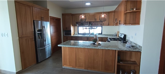 casas - Venta de casa de dos niveles en la autopista de san Isidro Santo Domingo este 5
