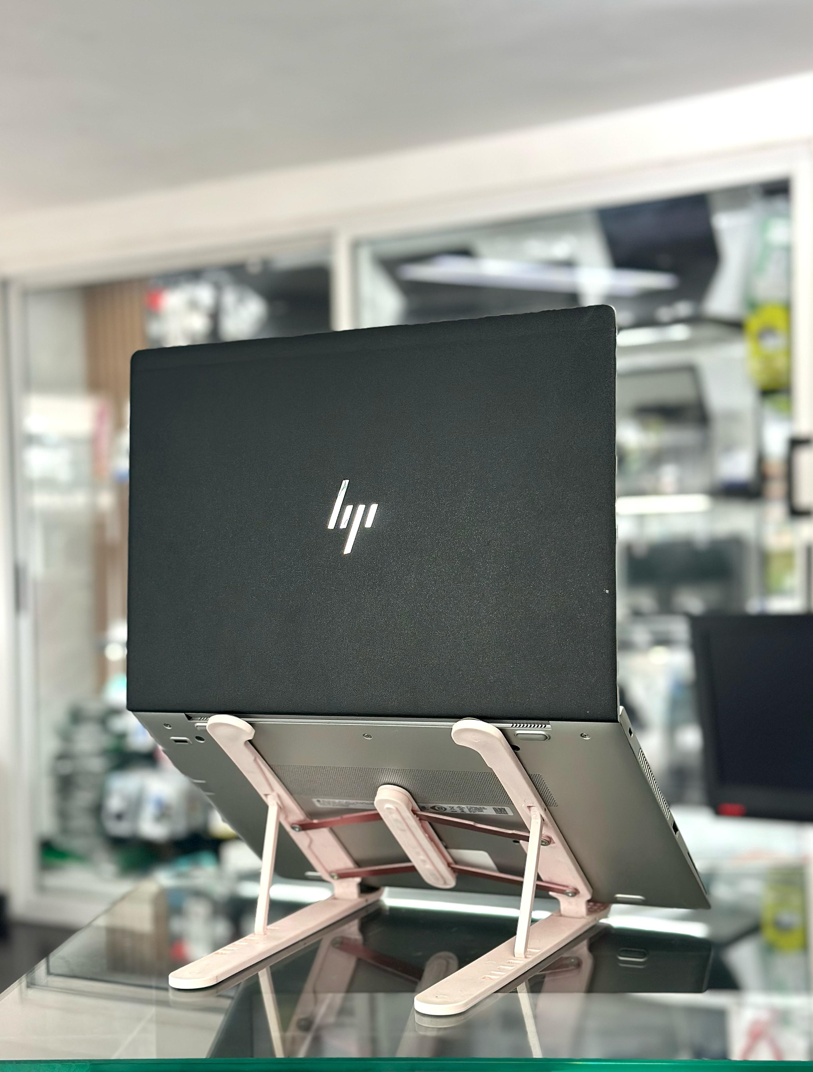 computadoras y laptops - Hp 640 g4 i5 8va generacion 256gb ssd 1