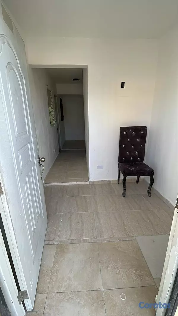 apartamentos - ALQUILO APTO EN EL ENSANCHE QUISQUEYA 2DO. NIVEL 8