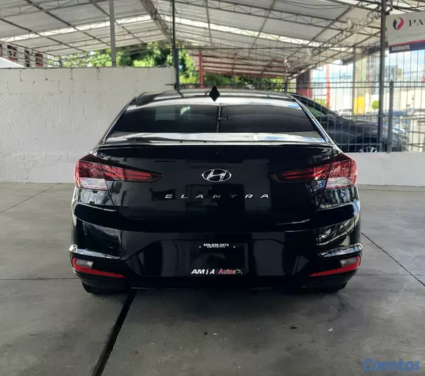 carros - HYUNDAI ELANTRA SEL 2019 RECIEN IMPORTADO 9