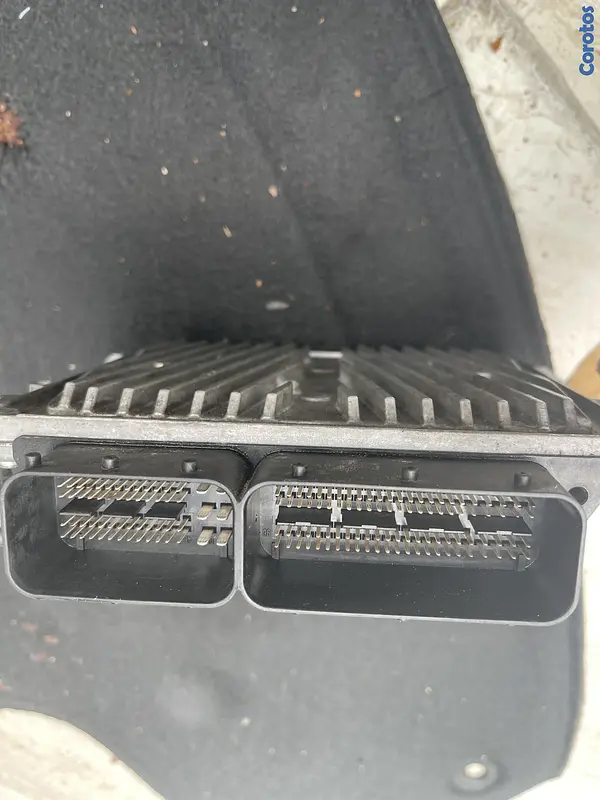 repuestos - Mercedes GL 450 Computadora Motor V-8
2007 2012 3