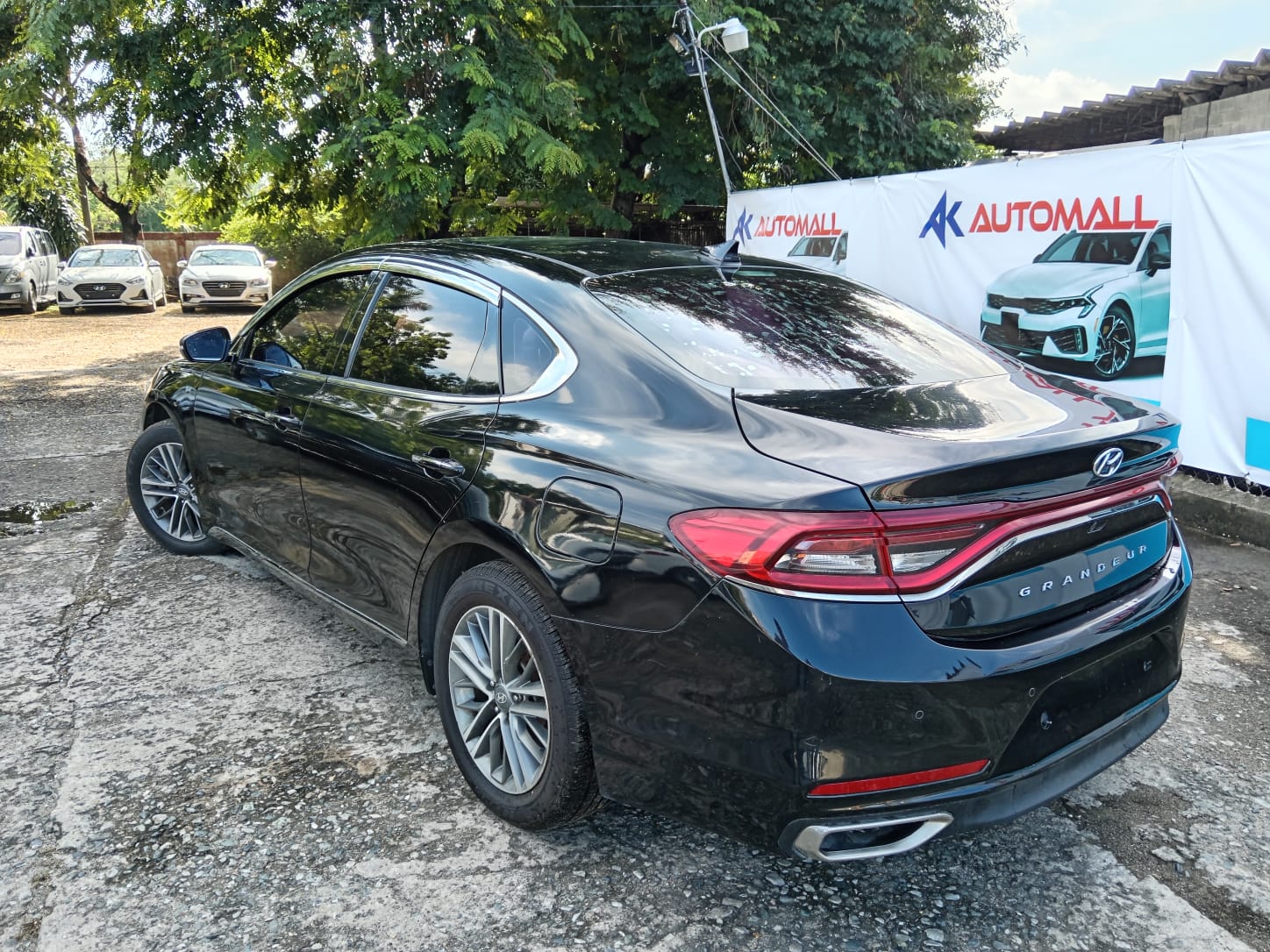 carros - HYUNDAI GRANDEUR 2018 NEGRO 4