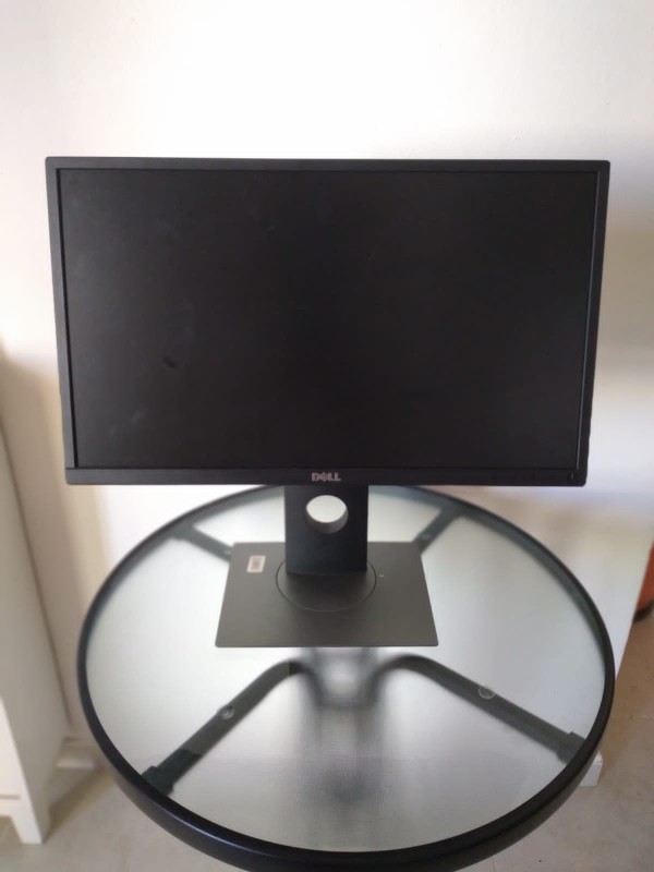 computadoras y laptops - Monitor Dell de 21,5"