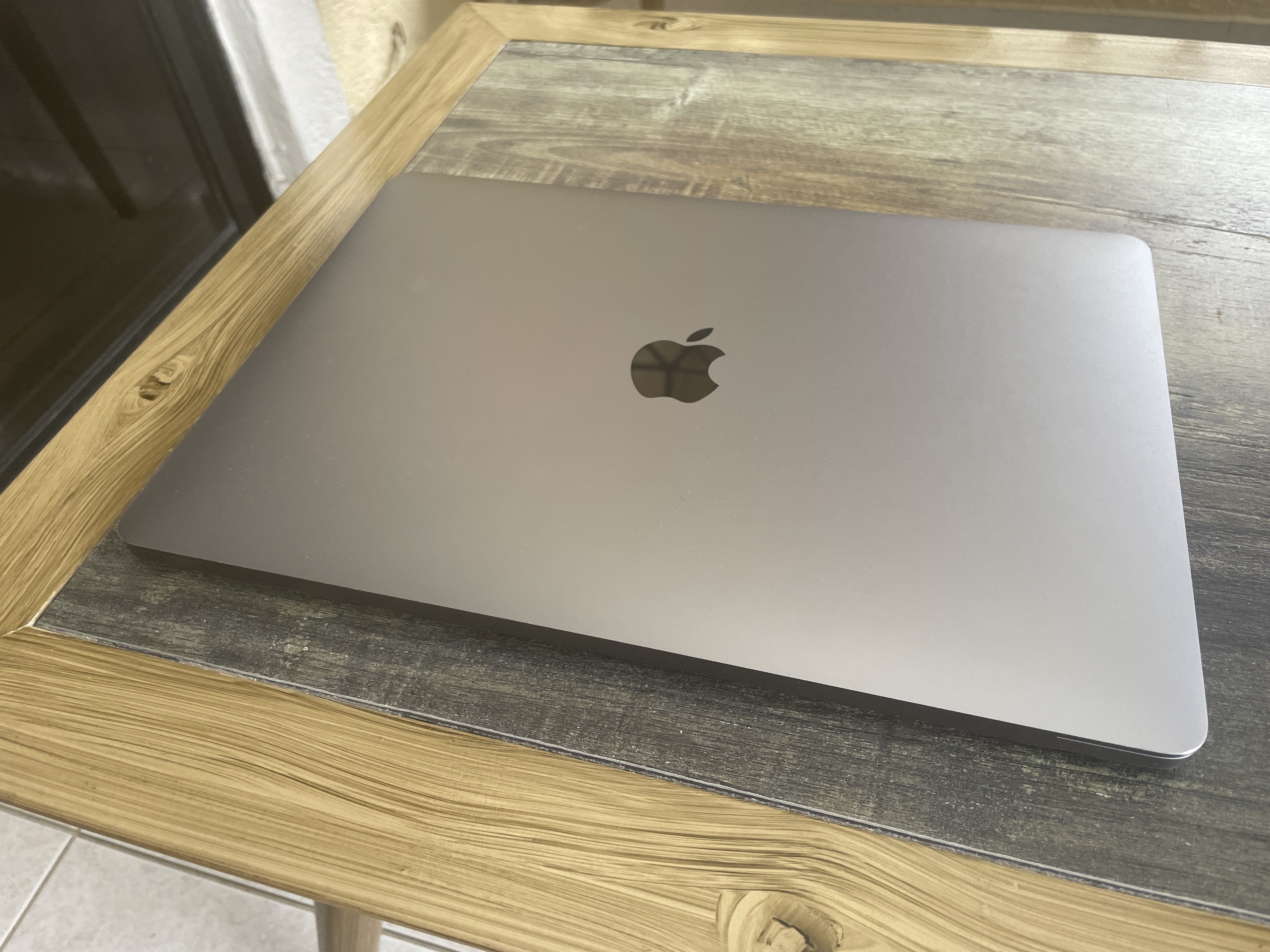 computadoras y laptops - Apple MacBook 2020 256 G 1