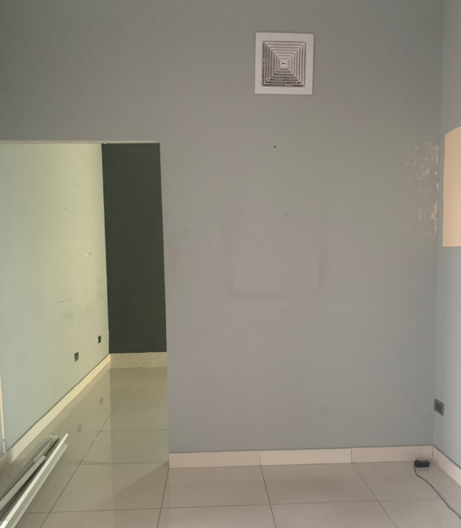 oficinas y locales comerciales - Alquilo local  40 mts 3er  piso  en mirador sur 6